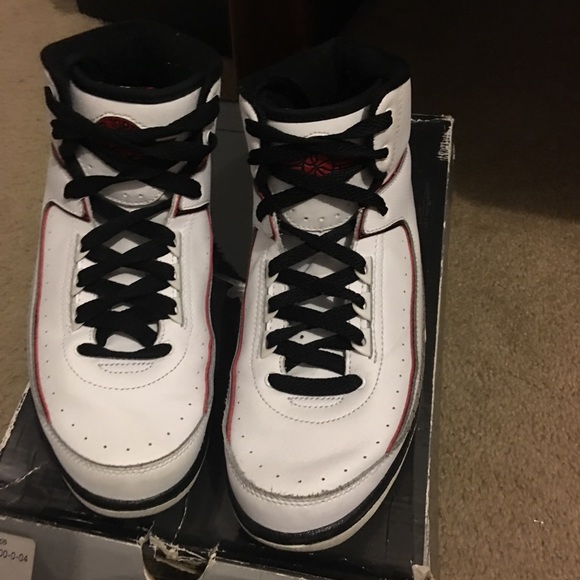 Jordan retro 2’s - Picture 2 of 4